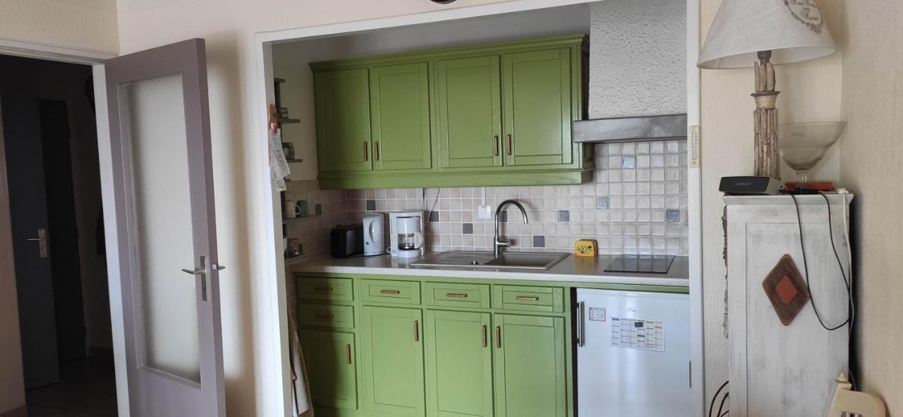Appartement Lumineux Vue Mer Фрежус Екстер'єр фото